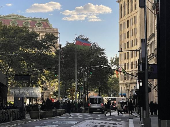 Azərbaycan bayrağı Nyu-Yorkun məşhur küçəsində ucaldıldı - FOTO