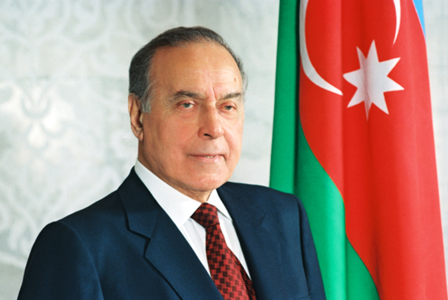 Heydər Əliyev Azərbaycan Xalqının Unudulmaz Lideridir
